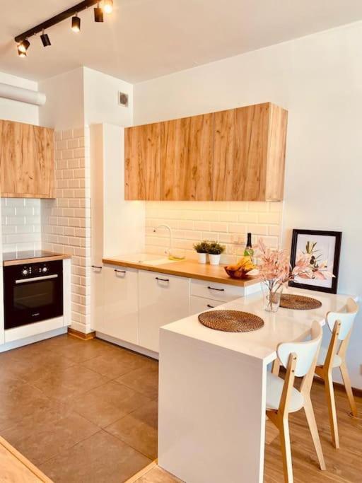 Spacious,Stylish And Comfortable 2 Room Apartment With Million Dollar View ワルシャワ エクステリア 写真